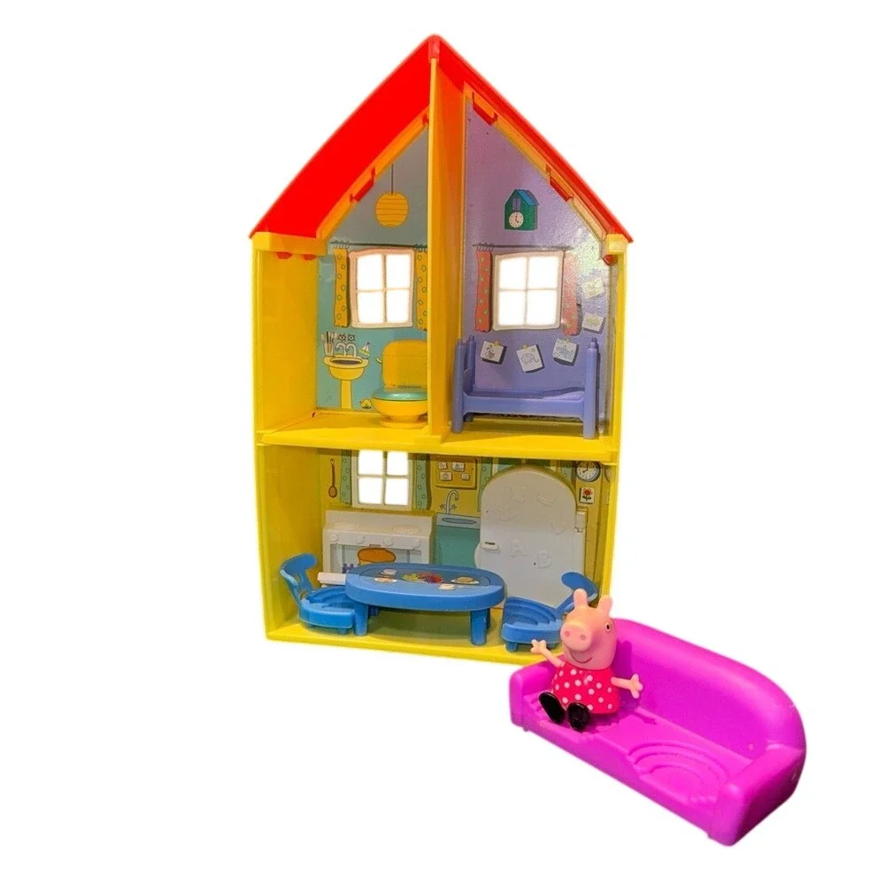 Peppa Pig Little House Playset Yellow House with Figure‎ & Furniture Accessories